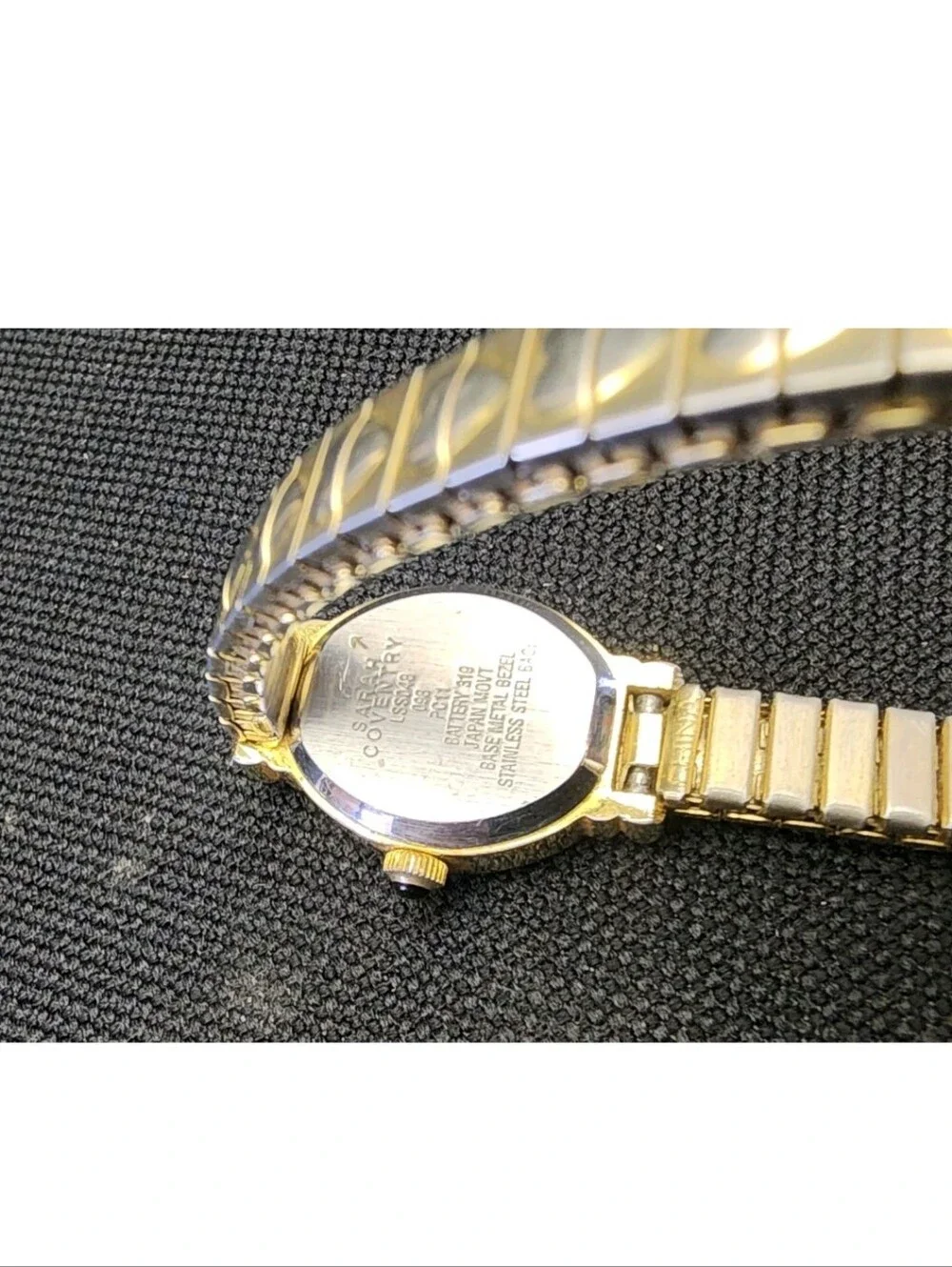 Sarah Coventry item completely
